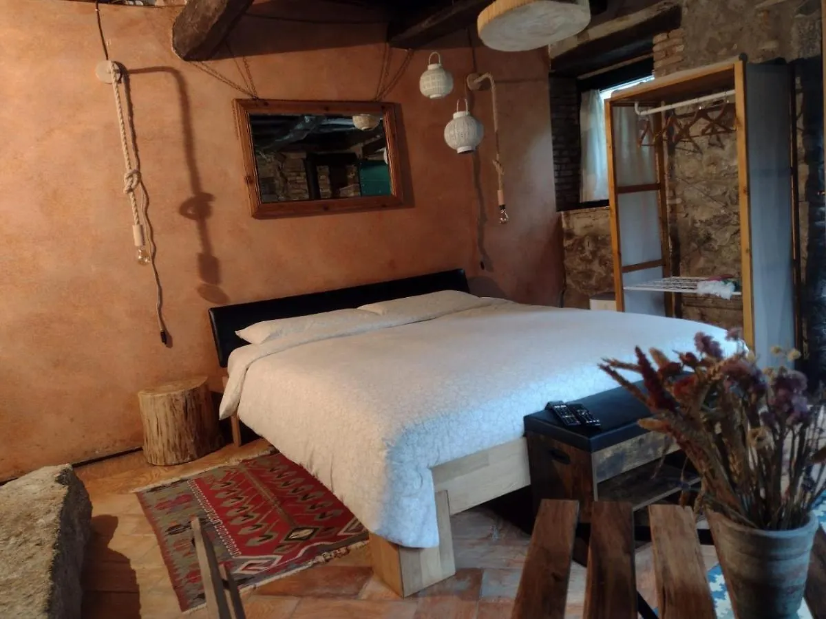 Hotel Il Mulino Di Valeria Canzo Italien